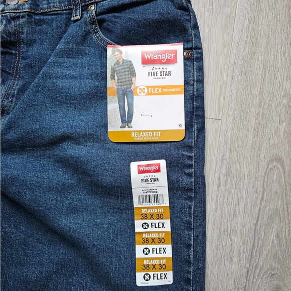 Wrangler Men’s Five Star Premium Blue Jeans Sz 38 - Picture 2 of 7